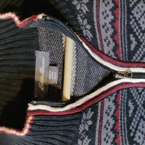 Eddie Bauer Sweater - Picture 2 of 3
